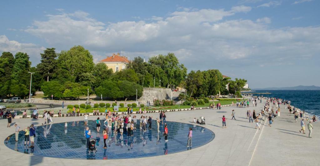 365 Rooms Zadar Exterior foto